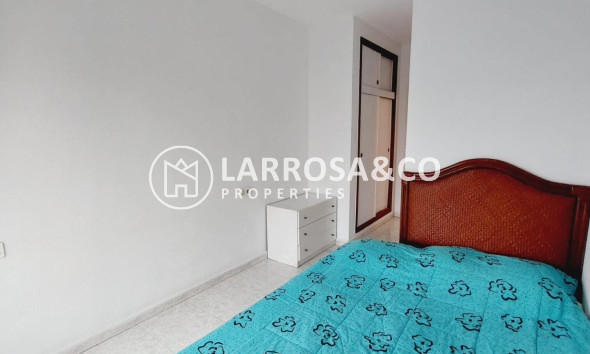 Resale - Apartment - Torrevieja - Estacion de autobuses