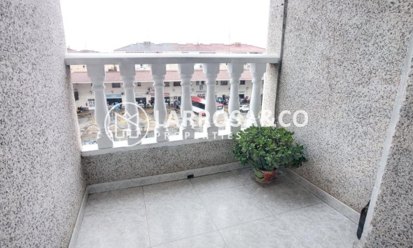 Resale - Apartment - Torrevieja - Estacion de autobuses