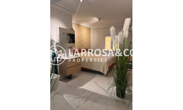 Вторичный рынок - Квартира - Торревьеха - torrevieja