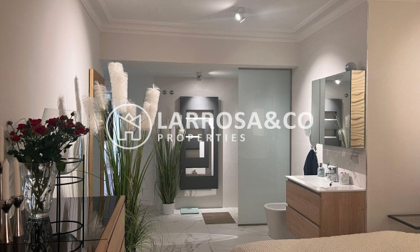 Вторичный рынок - Квартира - Торревьеха - torrevieja