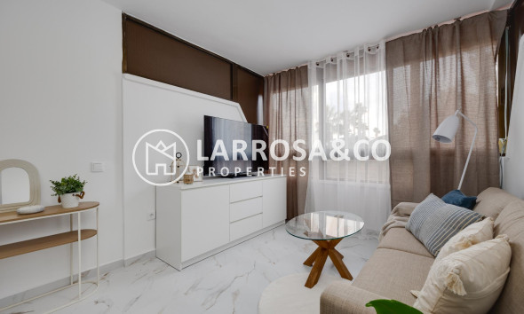 Resale - Apartment - Torrevieja - Cabo cervera