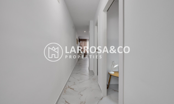 Resale - Apartment - Torrevieja - Cabo cervera