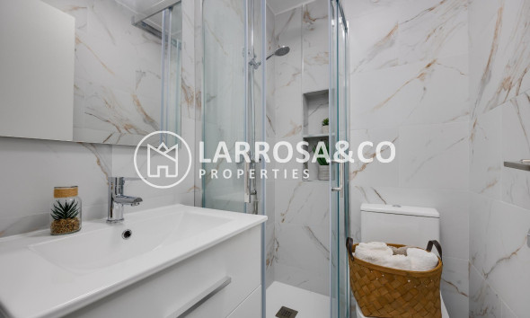 Resale - Apartment - Torrevieja - Cabo cervera