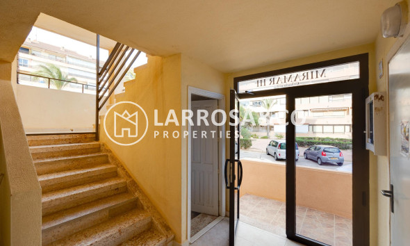 Resale - Apartment - Torrevieja - Cabo cervera