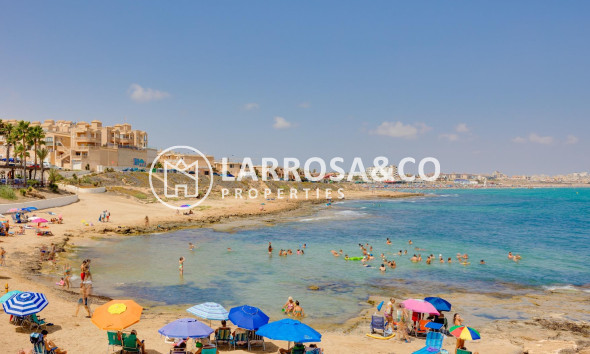 Resale - Apartment - Torrevieja - Cabo cervera