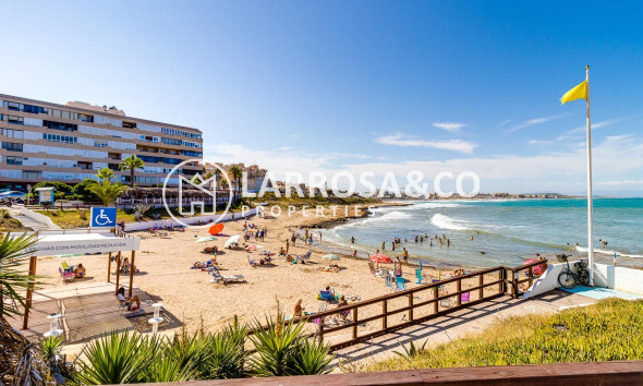 Resale - Apartment - Torrevieja - Cabo cervera