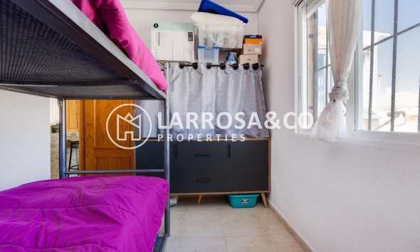 Reventa - Bungalow - Torrevieja - Aguas Nuevas