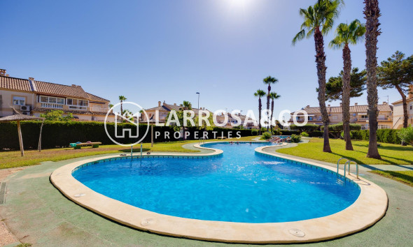 Reventa - Bungalow - Torrevieja - Aguas Nuevas