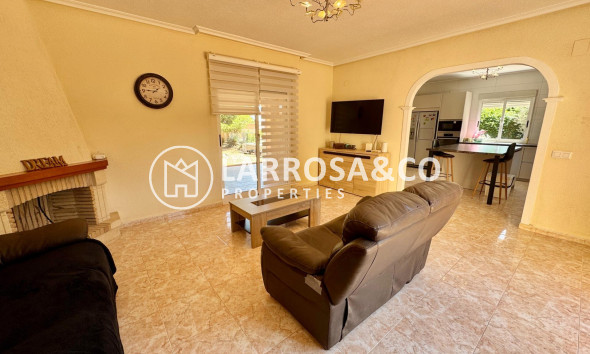 A Vendre - Villa - Dolores - CMNO. ESCORREDOR