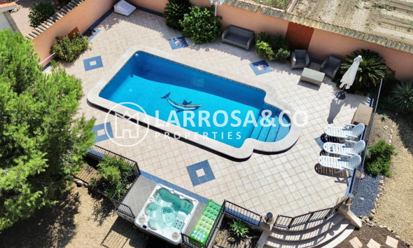 A Vendre - Villa - Dolores - CMNO. ESCORREDOR