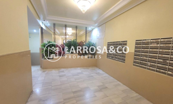 Вторичный рынок - Квартира - Торревьеха - Playa del cura