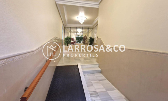 Вторичный рынок - Квартира - Торревьеха - Playa del cura