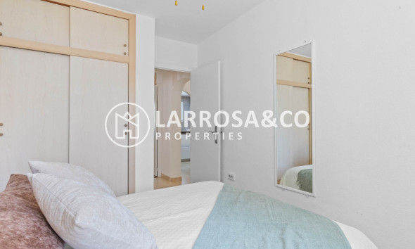 Resale - Bungalow - Torrevieja - Costa Blanca