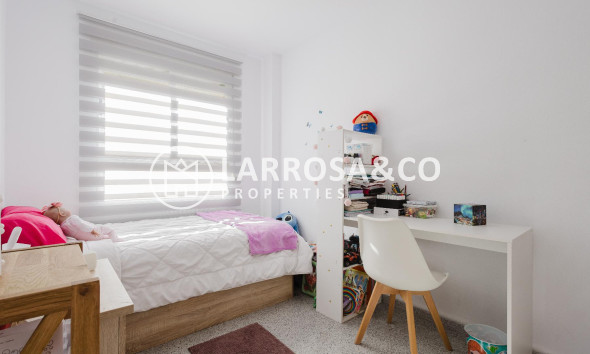 Resale - Apartment - San Miguel de Salinas