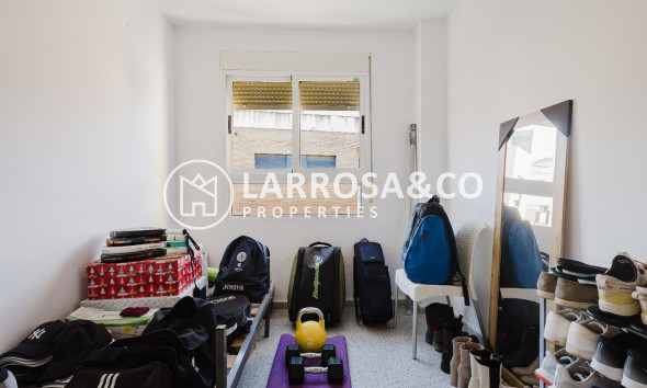 Resale - Apartment - San Miguel de Salinas