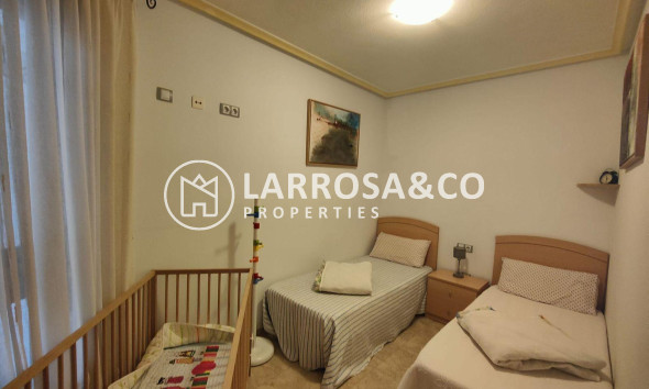 Resale - Apartment - Torrevieja - La Mata