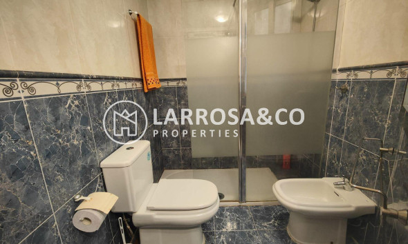 Resale - Apartment - Torrevieja - La Mata