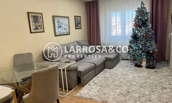 Resale - Apartment - Torrevieja - Aguas Nuevas
