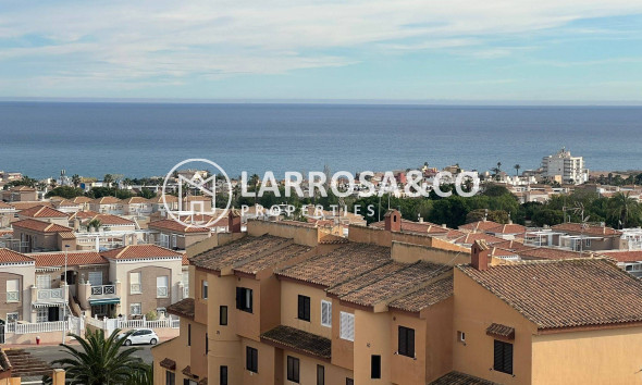 Resale - Apartment - Torrevieja - Aguas Nuevas