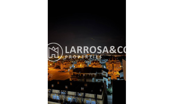 Resale - Apartment - Torrevieja - Aguas Nuevas