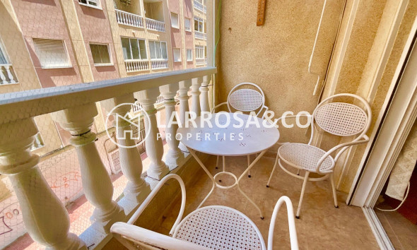 Herverkoop - Apartment - Torrevieja - Centro