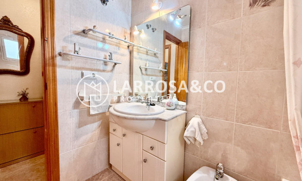 Herverkoop - Apartment - Torrevieja - Centro