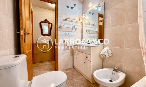 Herverkoop - Apartment - Torrevieja - Centro
