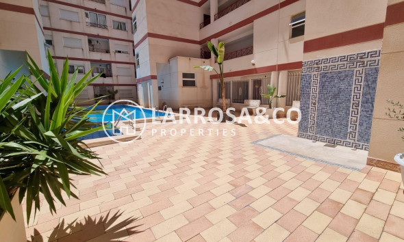 Reventa - Apartamento - Torrevieja - Centro