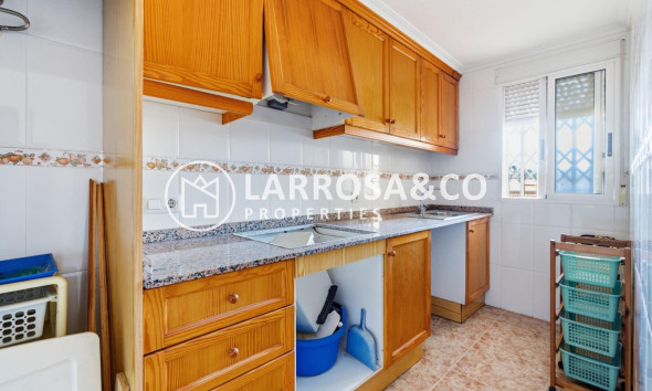 Resale - Apartment - Torrevieja - Los Locos Beach