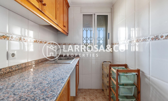 Resale - Apartment - Torrevieja - Los Locos Beach
