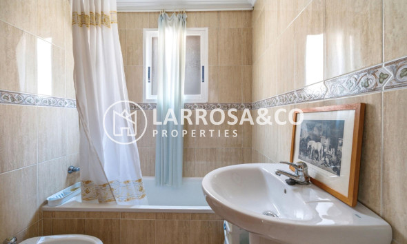 Resale - Apartment - Torrevieja - Los Locos Beach