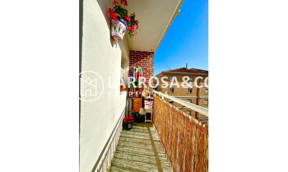 Resale - Apartment - Torrevieja - Estacion de autobuses