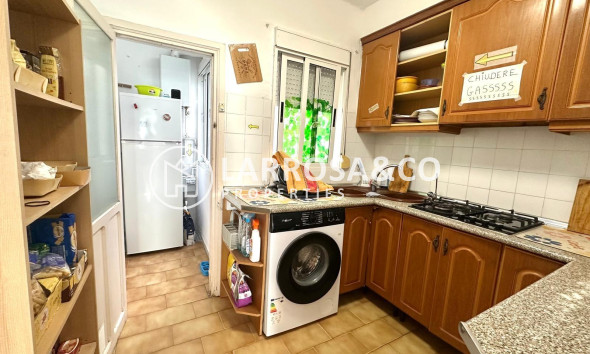 Resale - Apartment - Torrevieja - Estacion de autobuses