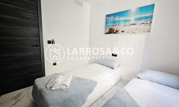 Reventa - Apartamento - Torrevieja - Acequion
