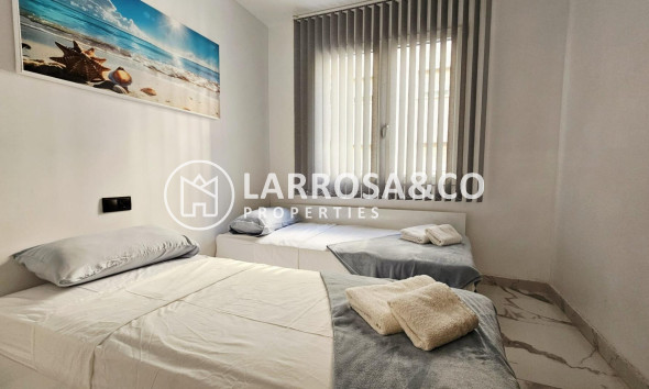 Reventa - Apartamento - Torrevieja - Acequion