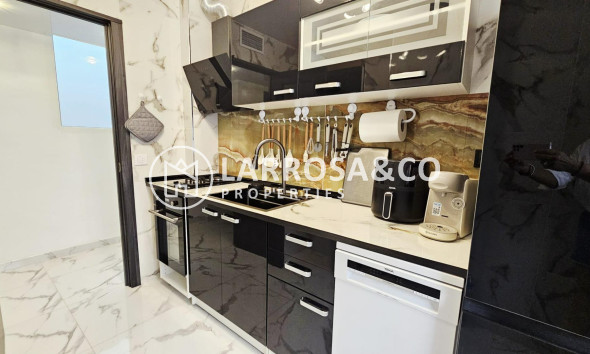 Reventa - Apartamento - Torrevieja - Acequion