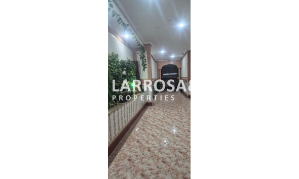 Reventa - Apartamento - Torrevieja - La Mata