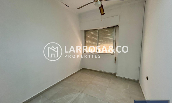 Reventa - Apartamento - Torrevieja - Centro