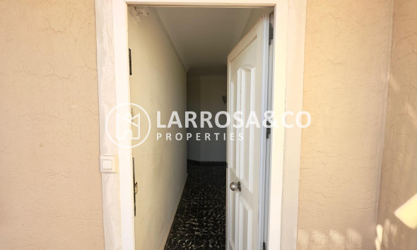 Resale - Apartment - Torrevieja - Zona los Frutales