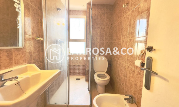 Resale - Apartment - Torrevieja - Zona los Frutales
