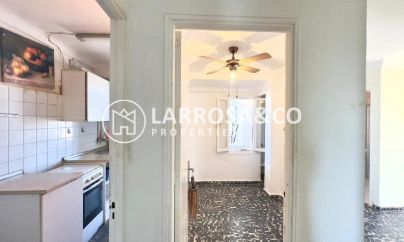 Resale - Apartment - Torrevieja - Zona los Frutales