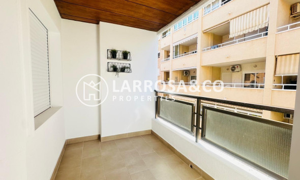 Resale - Apartment - Torrevieja - Playa del cura