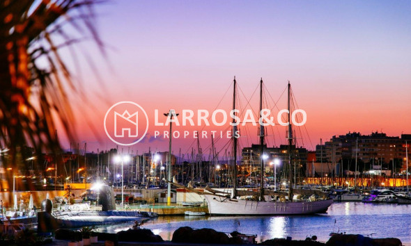 Resale - Apartment - Torrevieja - Playa del cura