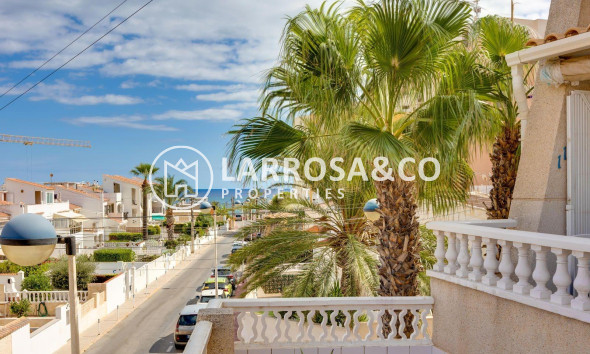 Resale - Apartment - Torrevieja - Cabo cervera