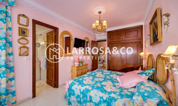 Resale - Apartment - Torrevieja - Cabo cervera