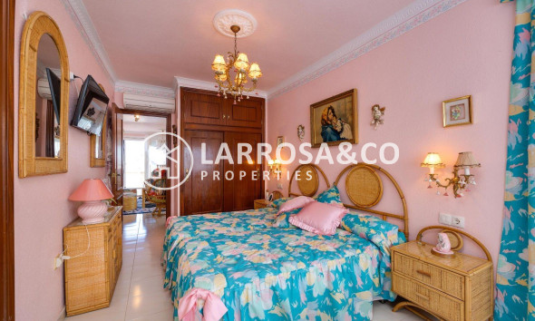 Resale - Apartment - Torrevieja - Cabo cervera