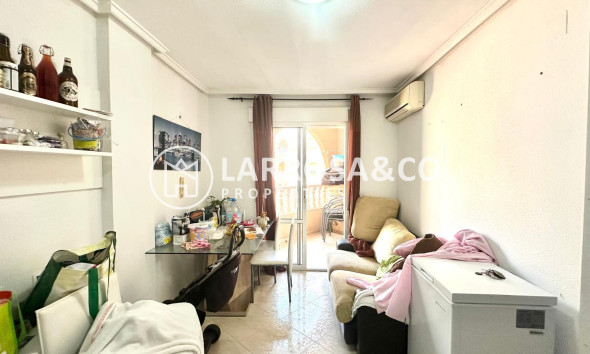 Herverkoop - Apartment - Torrevieja - Estacion de autobuses