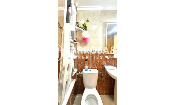 Herverkoop - Apartment - Torrevieja - Estacion de autobuses