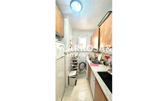 Herverkoop - Apartment - Torrevieja - Estacion de autobuses