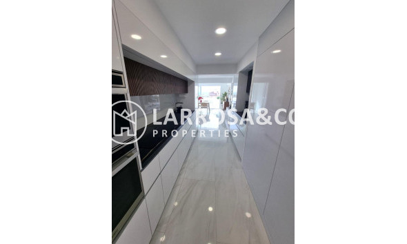 Reventa - Apartamento - Torrevieja - Centro